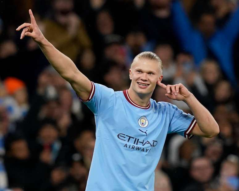 曼城大胜水晶宫，哈兰德闪耀赛场创佳绩