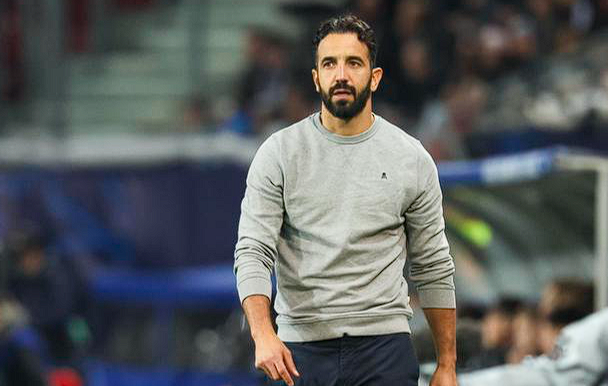 曼联冬窗引援策略与非洲杯影响:阿莫林访谈剖析