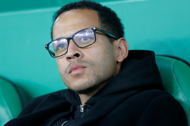 斯特拉斯堡主帅转投切尔西：球迷愤怒与俱乐部困境交织