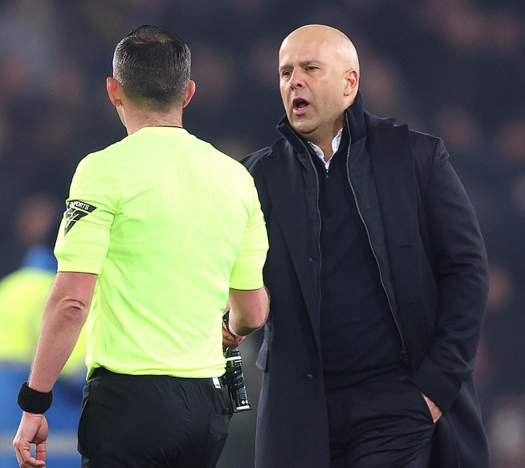 欧冠末轮利物浦大胜后，斯洛特谈球队现状与未来规划